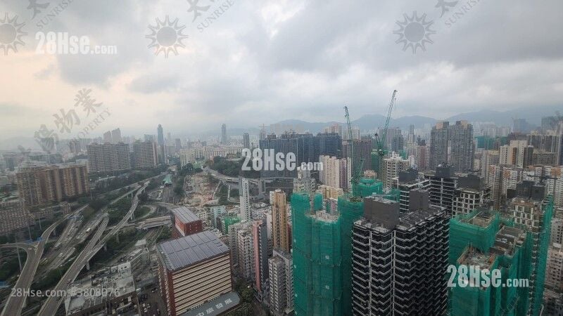 Royal Peninsula Sell 492 ft²
