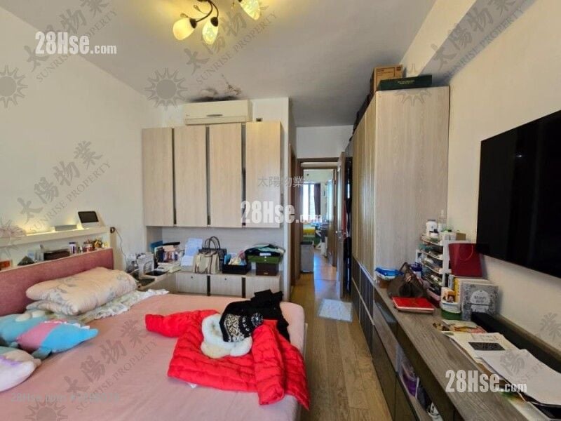 维港星岸 售盘 3 房 1,084 平方尺