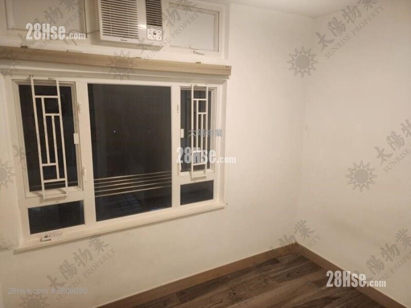 Whampoa Garden Sell 3 Bedrooms 639 ft²