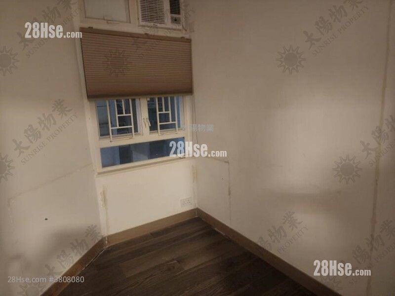 Whampoa Garden Sell 3 Bedrooms 639 ft²