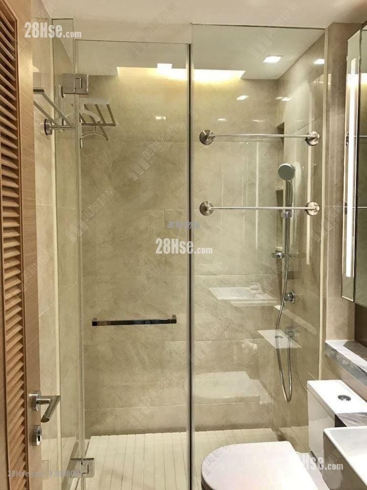 Century Link Rental 595 ft²