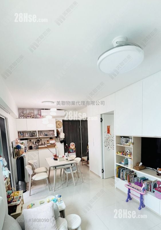 City Point Sell 3 Bedrooms , 2 Bathrooms 758 ft²