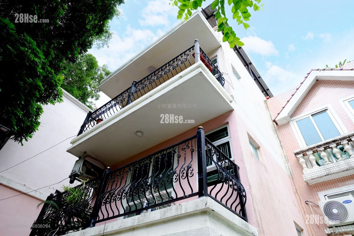 大廈外觀: 元崗村 售盤 2 房 , 1 浴室 530 平方呎