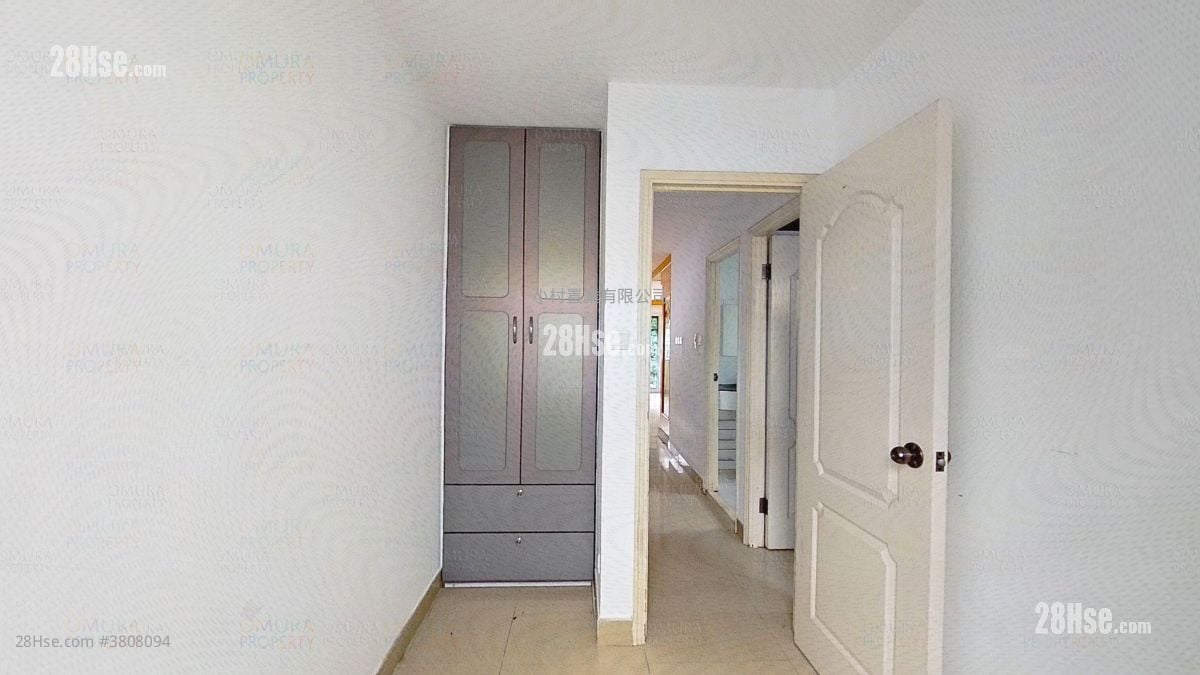 睡房 2: 元崗村 售盤 2 房 , 1 浴室 530 平方呎