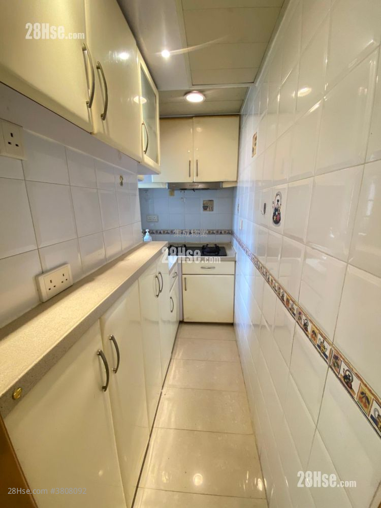 华明中心 售盘 2 房 , 1 浴室 299 平方尺