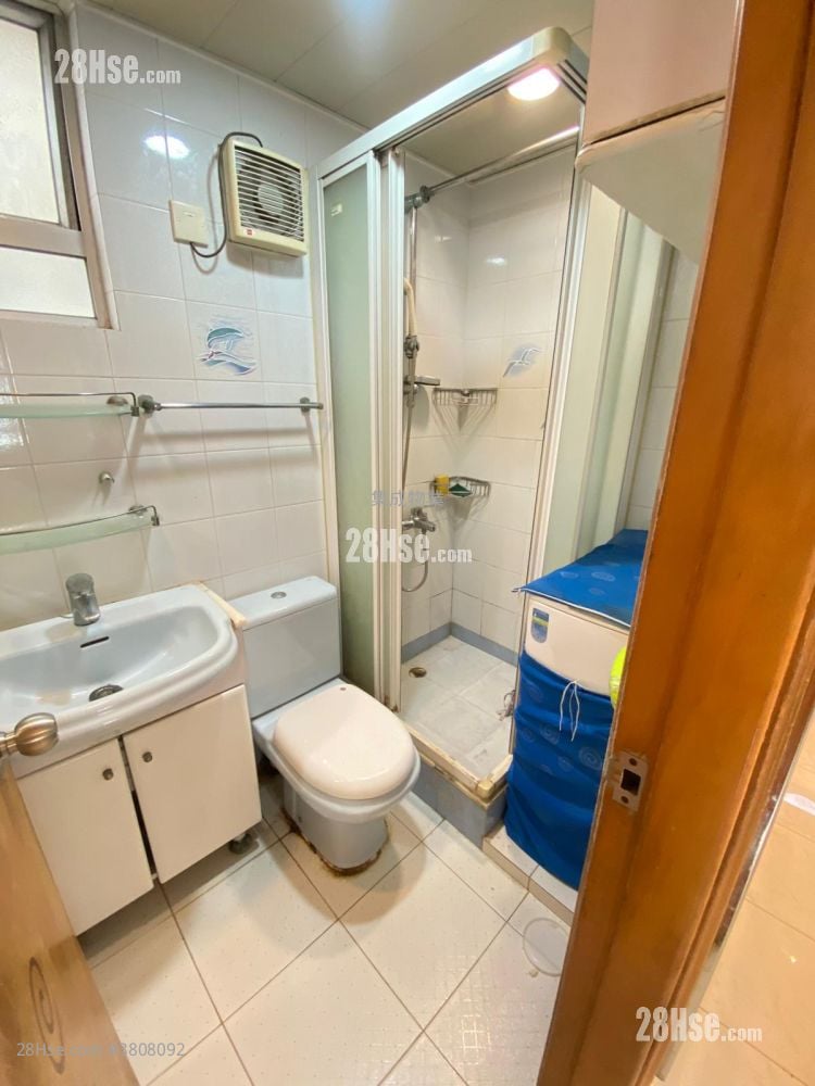 华明中心 售盘 2 房 , 1 浴室 299 平方尺