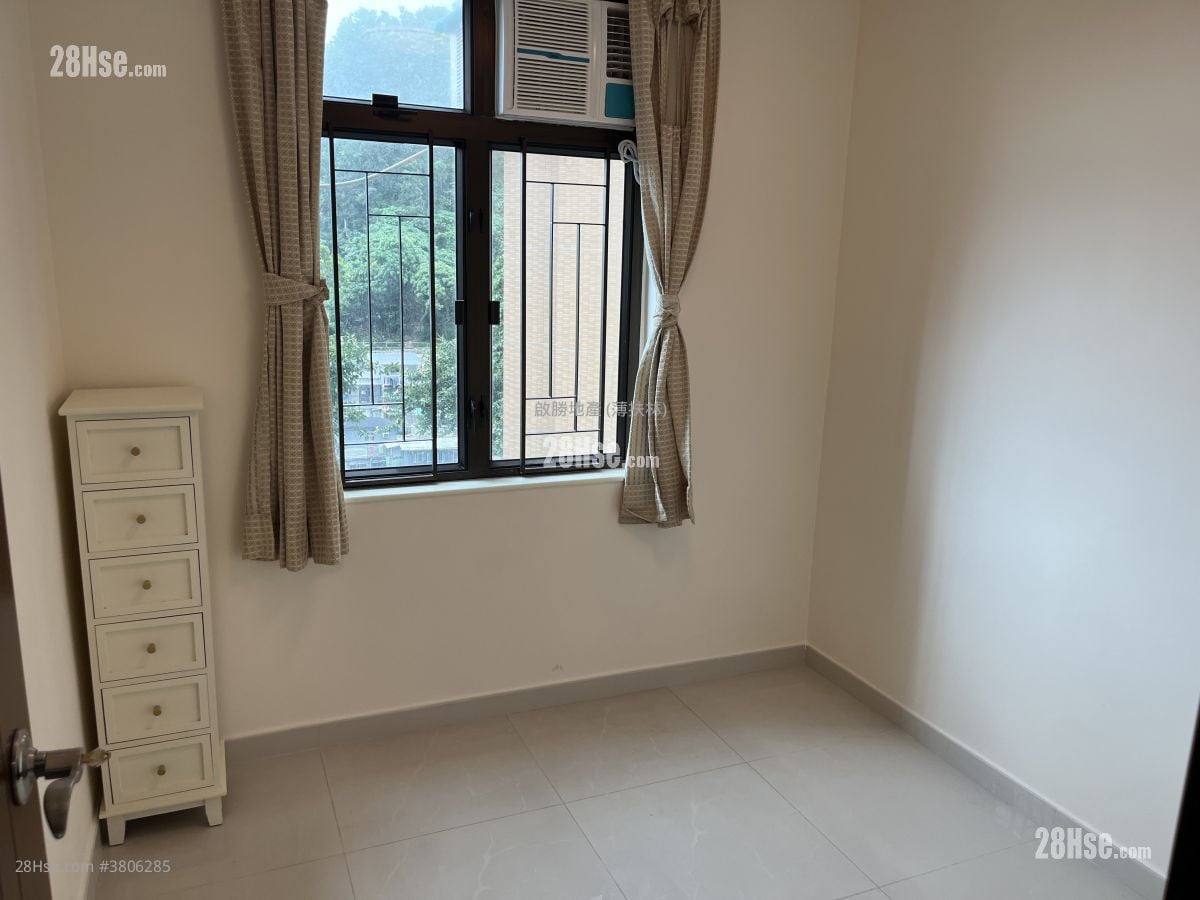 Chi Fu Fa Yuen Sell 3 Bedrooms , 1 Bathroom 588 ft²