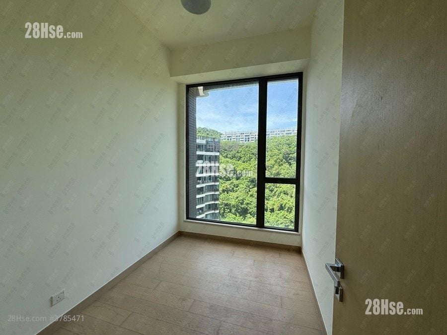 Dragons Range Sell 3 Bedrooms 944 ft²