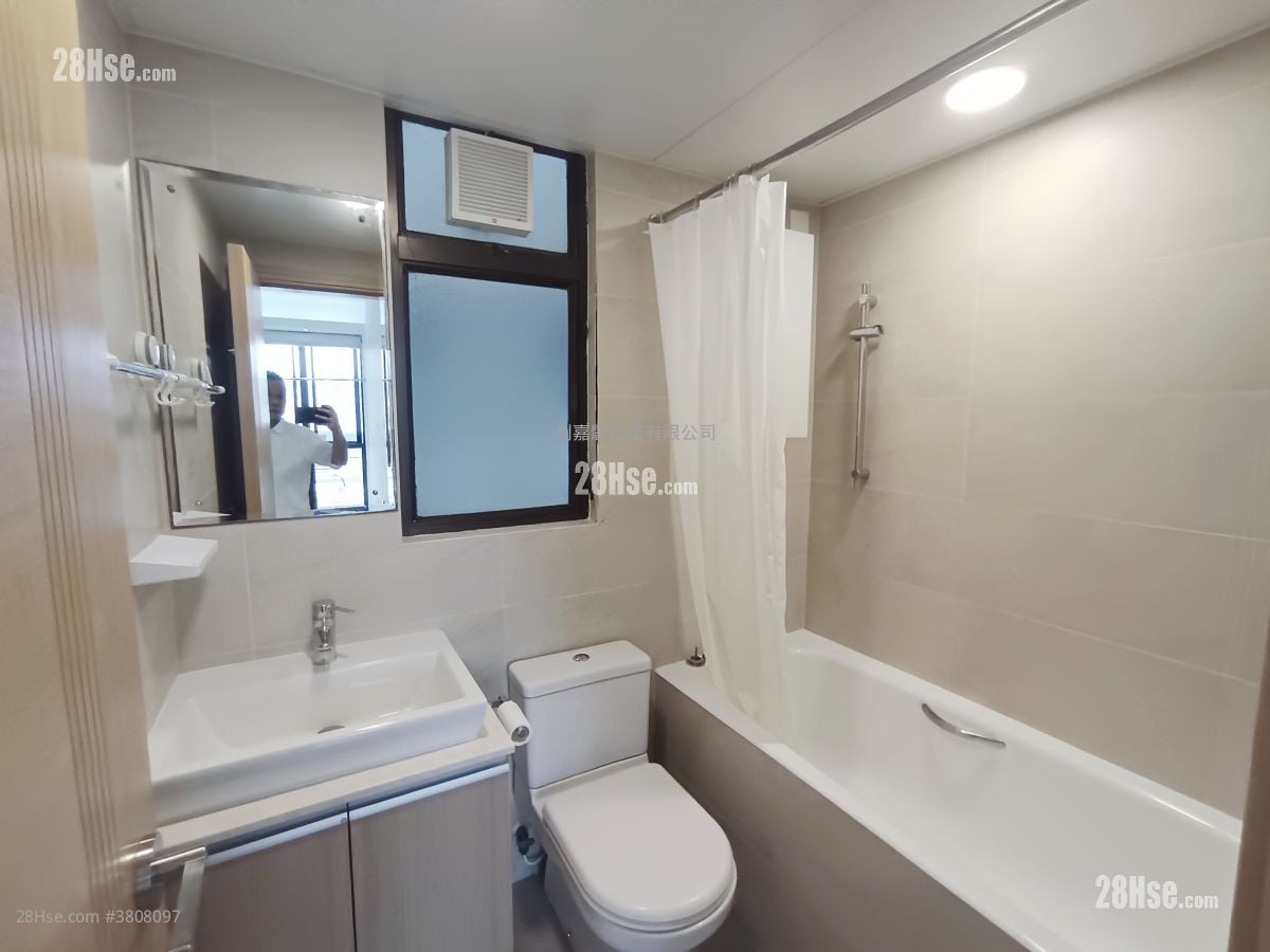 又一居 租盘 3 房 , 2 浴室 568 平方尺