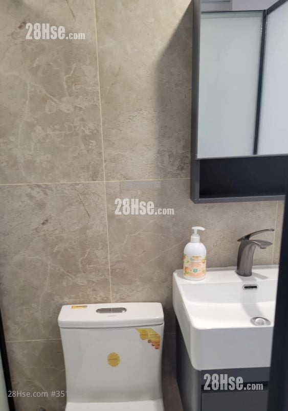 Golden Jubilee House Rental Studio , 1 Bathroom 180 ft²