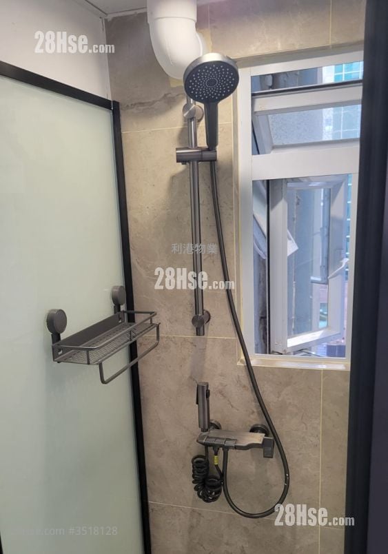 Golden Jubilee House Rental Studio , 1 Bathroom 180 ft²