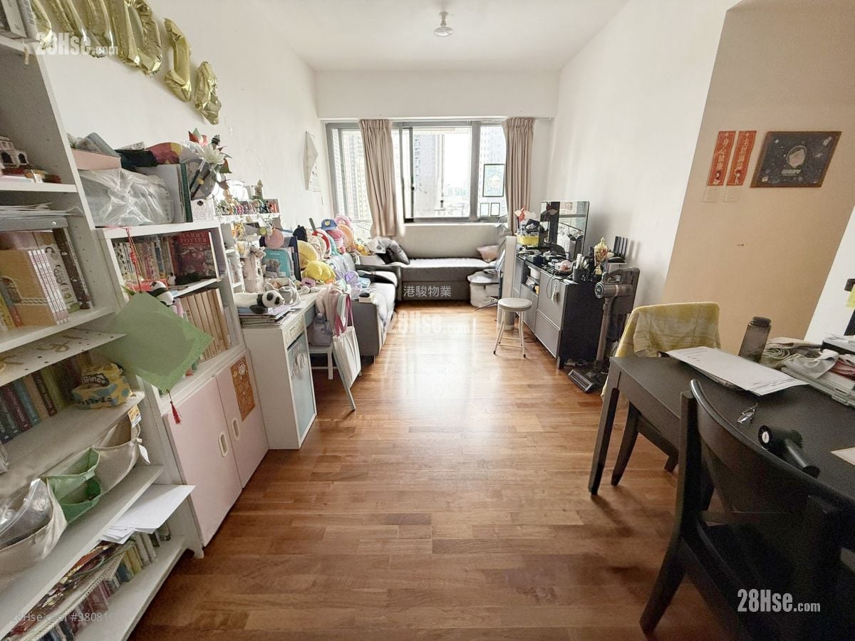 Billionnaire Avant Rental 3 Bedrooms , 2 Bathrooms 628 ft²