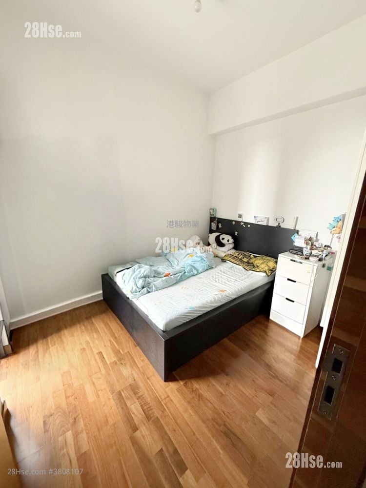 Billionnaire Avant Rental 3 Bedrooms , 2 Bathrooms 628 ft²