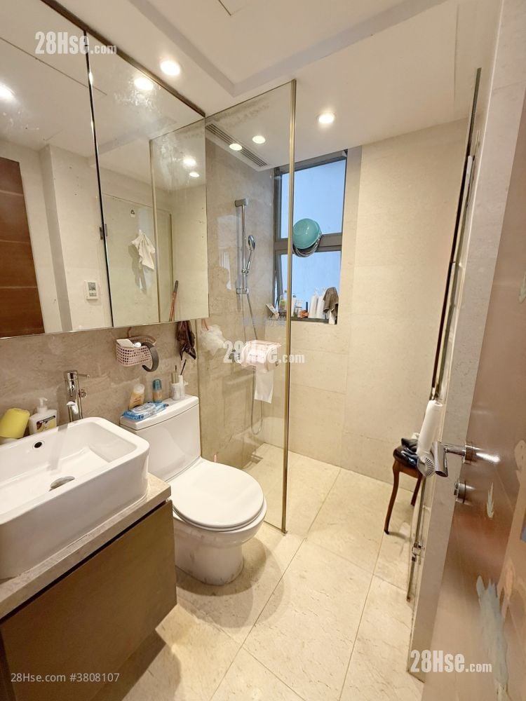 Billionnaire Avant Rental 3 Bedrooms , 2 Bathrooms 628 ft²