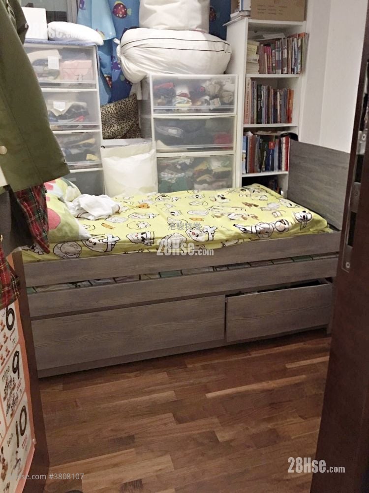 Billionnaire Avant Rental 3 Bedrooms , 2 Bathrooms 628 ft²