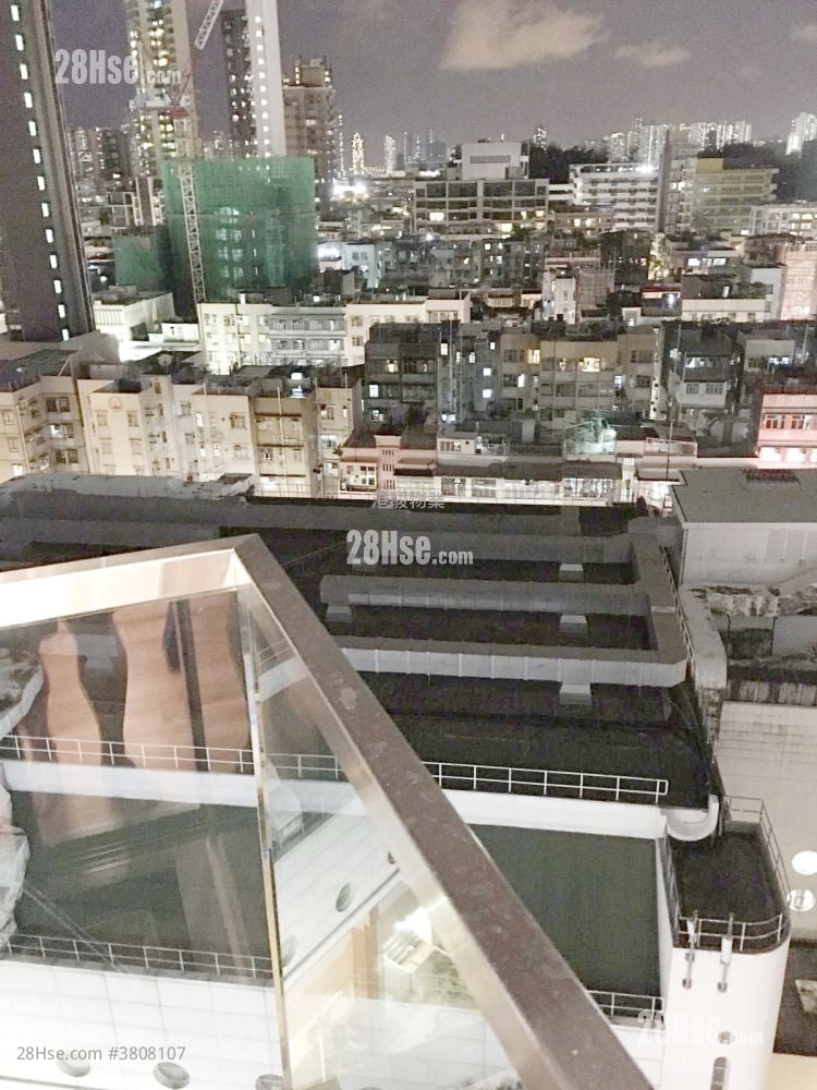 Billionnaire Avant Rental 3 Bedrooms , 2 Bathrooms 628 ft²