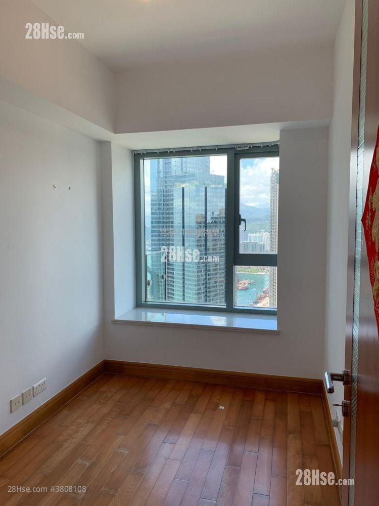 The Harbourside Rental 3 Bedrooms , 2 Bathrooms 1,084 ft²