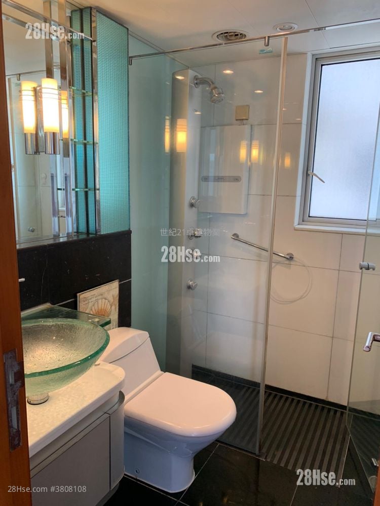 The Harbourside Rental 3 Bedrooms , 2 Bathrooms 1,084 ft²