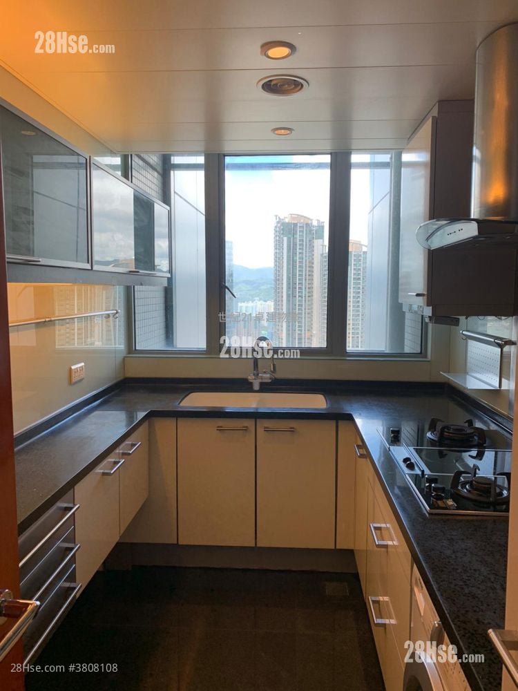 The Harbourside Rental 3 Bedrooms , 2 Bathrooms 1,084 ft²