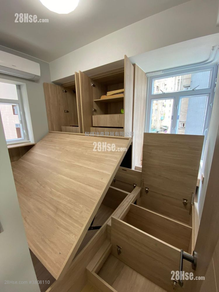 Season Mansion Sell 2 Bedrooms , 1 Bathroom 319 ft²