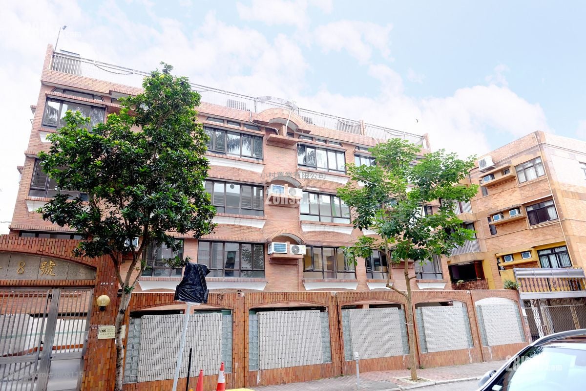 大厦外观: 贤苑 租盘 3 房 , 2 浴室 587 平方尺