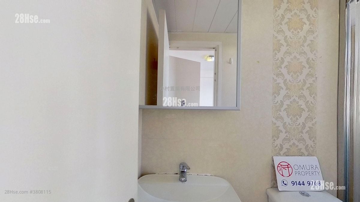 浴室: 贤苑 租盘 3 房 , 2 浴室 587 平方尺