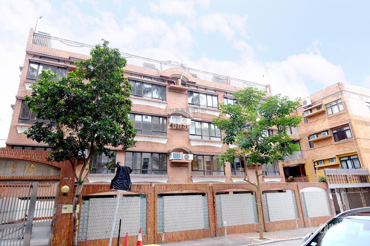 大厦外观: 贤苑 租盘 3 房 , 2 浴室 587 平方尺