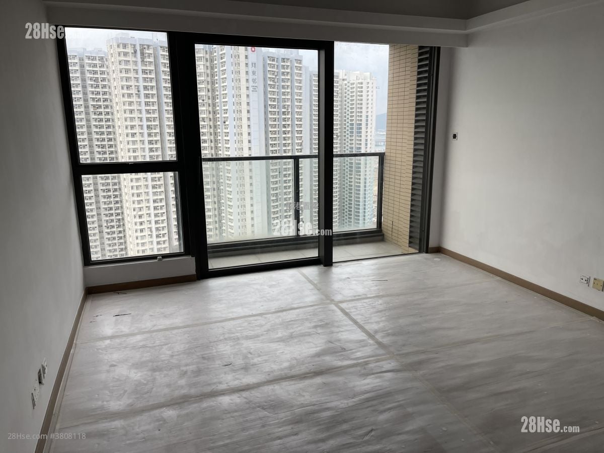 The Visionary Rental 4 Bedrooms , 3 Bathrooms 1,377 ft²