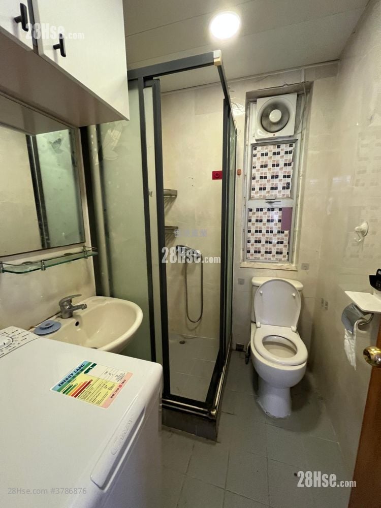 Amoy Gardens Rental 2 Bedrooms , 1 Bathroom 375 ft²