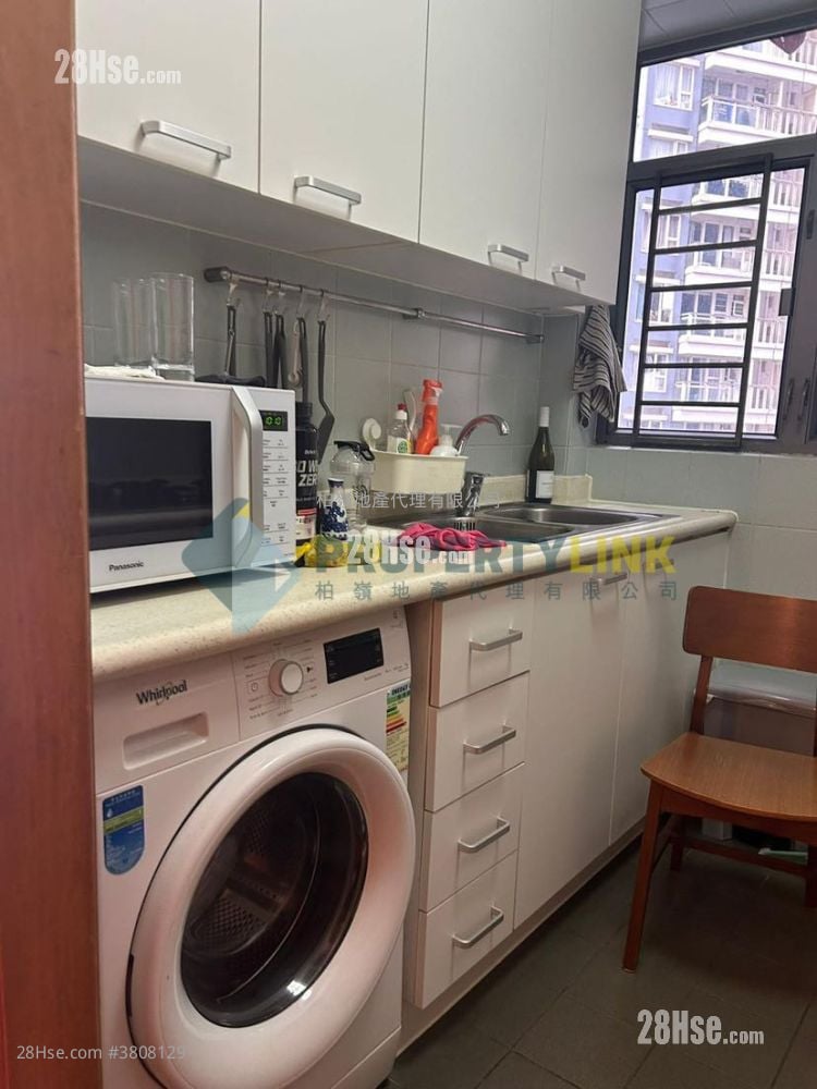 Hollywood Terrace Sell 2 Bedrooms , 1 Bathroom 615 ft²