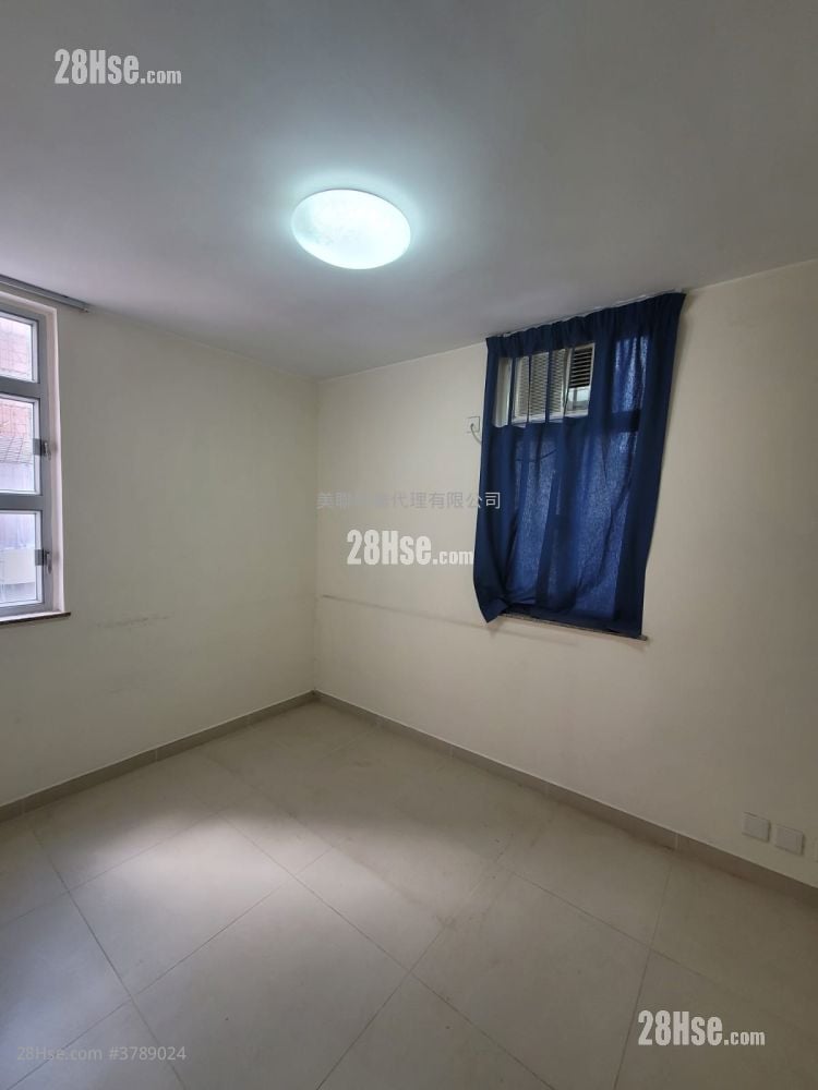 Telford Gardens Rental 2 Bedrooms , 1 Bathroom 556 ft²