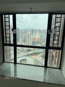 View: Sun Yuen Long Centre Sell 2 Bedrooms , 1 Bathroom 466 ft²