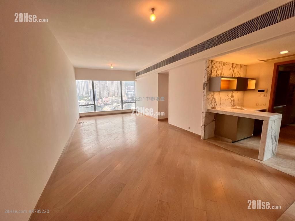 Larvotto Sell 3 Bedrooms , 1 Bathroom 1,174 ft²