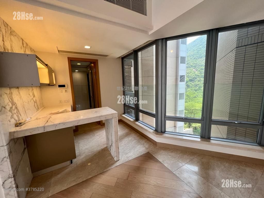 Larvotto Sell 3 Bedrooms , 1 Bathroom 1,174 ft²