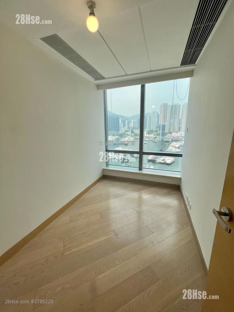 Larvotto Sell 3 Bedrooms , 1 Bathroom 1,174 ft²