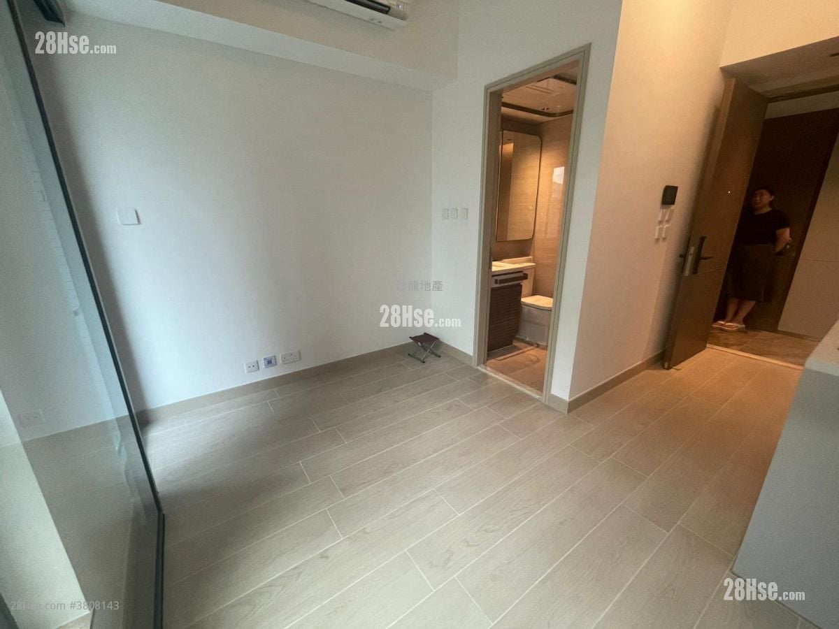 Gold Coast Bay Sell Studio , 1 Bathroom 183 ft²