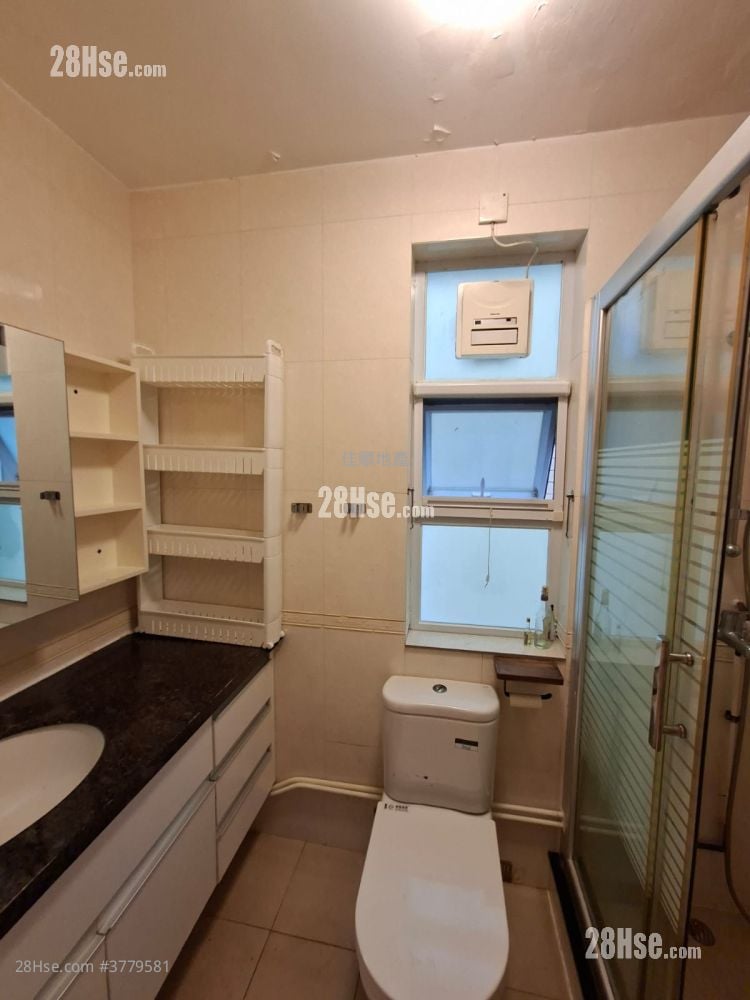 村屋 售盘 3 房 , 1 浴室