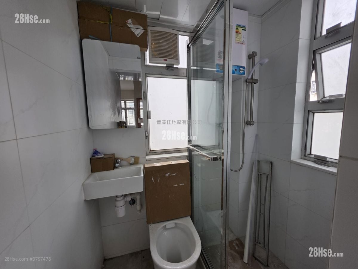 Chinese Mansion Rental 2 Bedrooms , 1 Bathroom 418 ft²