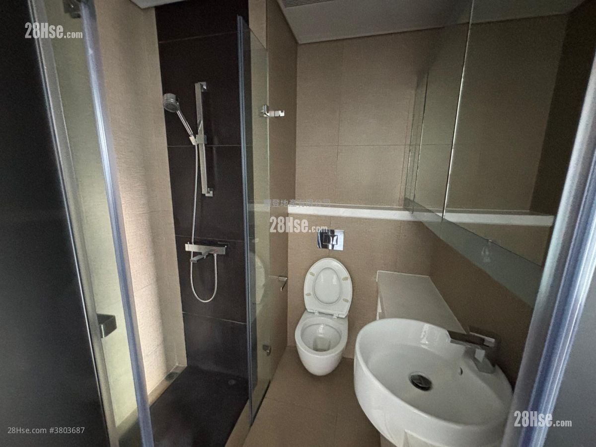 Queen's Cube 租盘 开放式间隔 , 1 浴室 287 平方尺