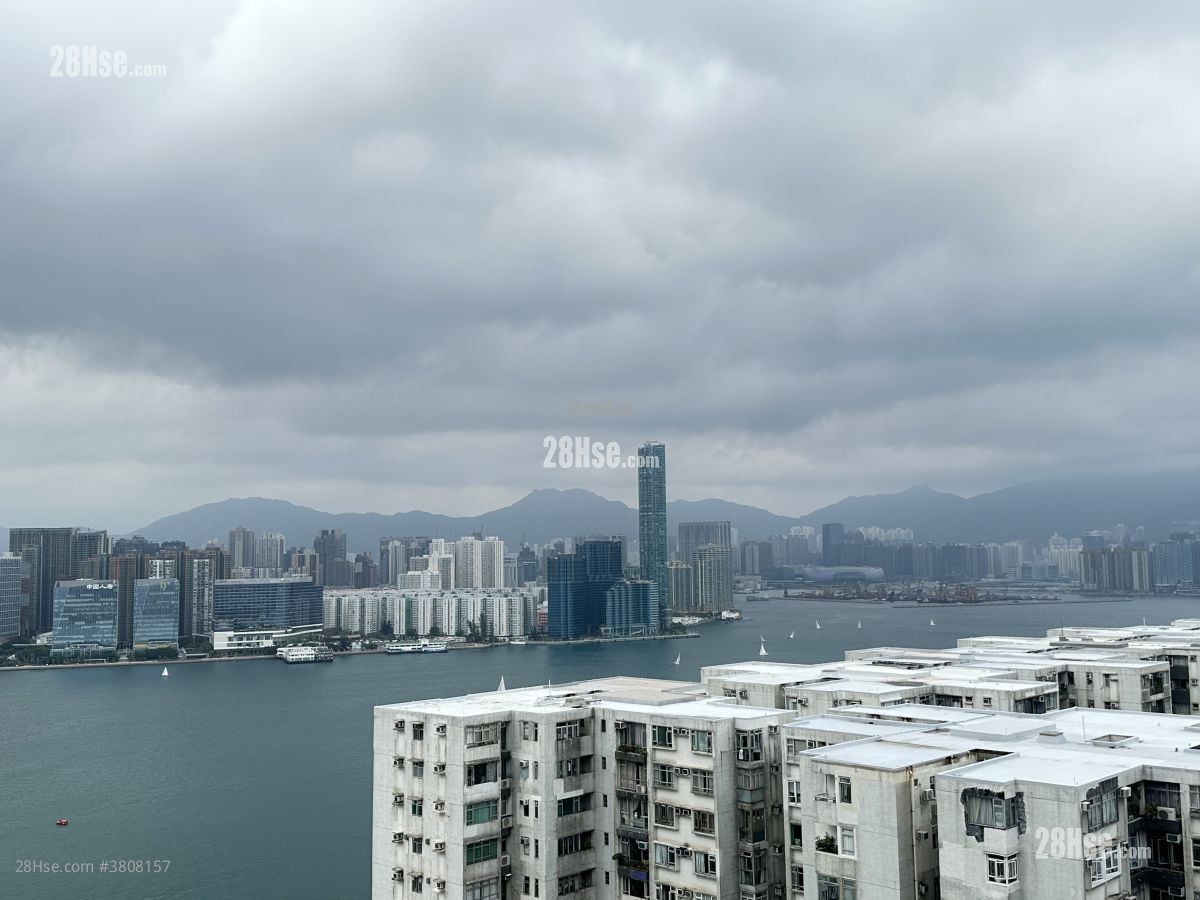 维港颂 售盘 2 房 578 平方尺