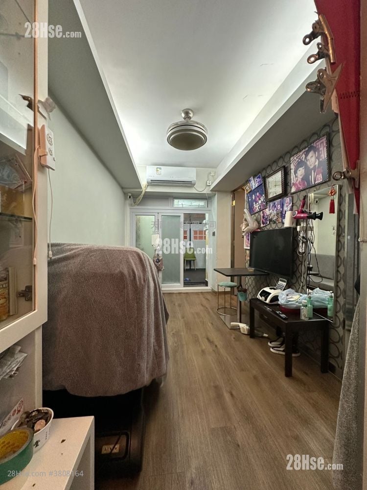 荣林大厦 售盘 2 房 , 1 浴室 270 平方尺