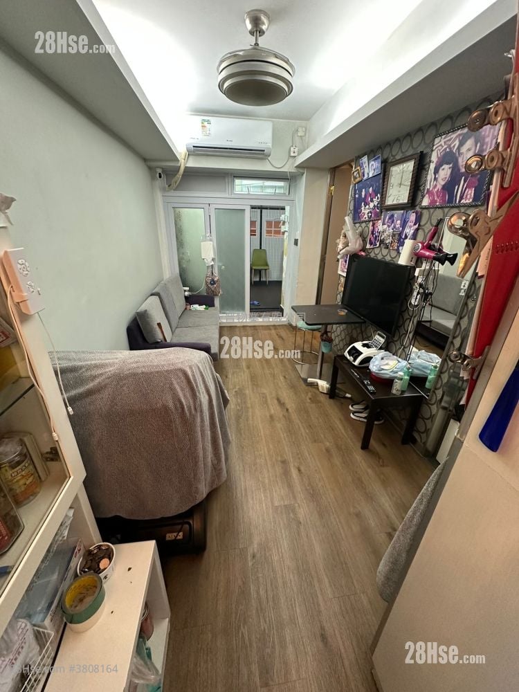 荣林大厦 售盘 2 房 , 1 浴室 270 平方尺