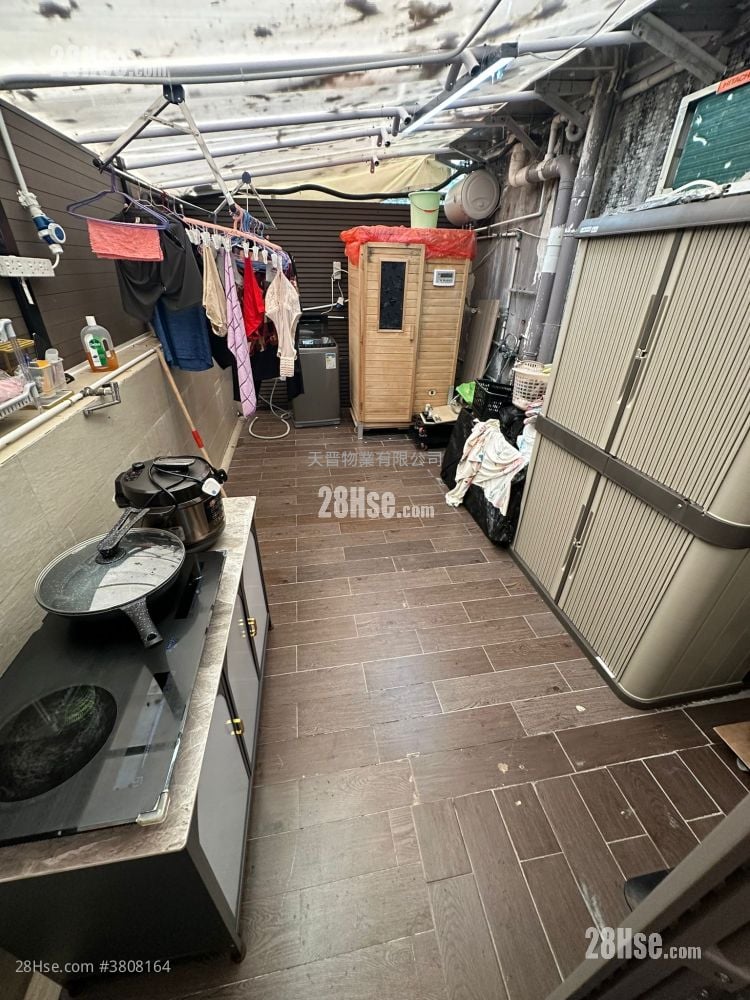 荣林大厦 售盘 2 房 , 1 浴室 270 平方尺