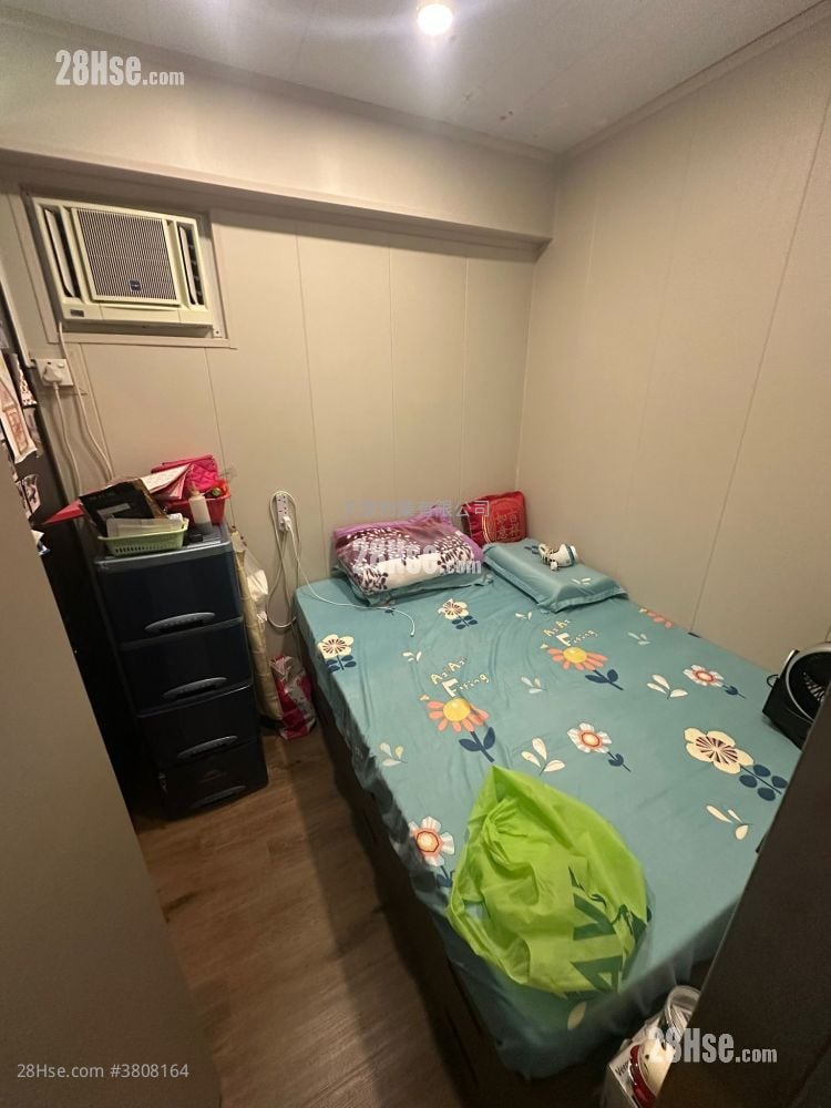 荣林大厦 售盘 2 房 , 1 浴室 270 平方尺