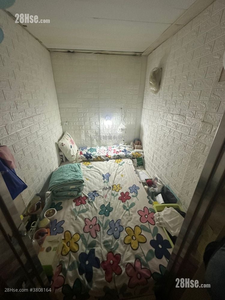 荣林大厦 售盘 2 房 , 1 浴室 270 平方尺