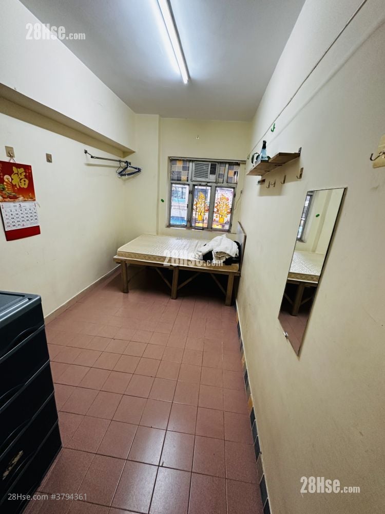 钜昌大楼 租盘 180 平方尺