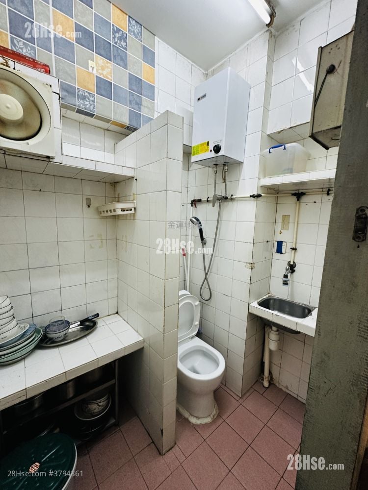 钜昌大楼 租盘 180 平方尺