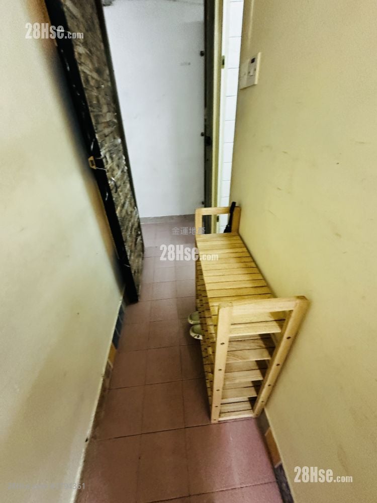 钜昌大楼 租盘 180 平方尺