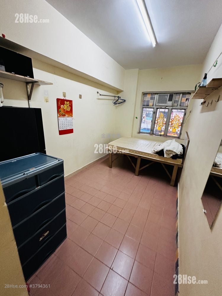 钜昌大楼 租盘 180 平方尺