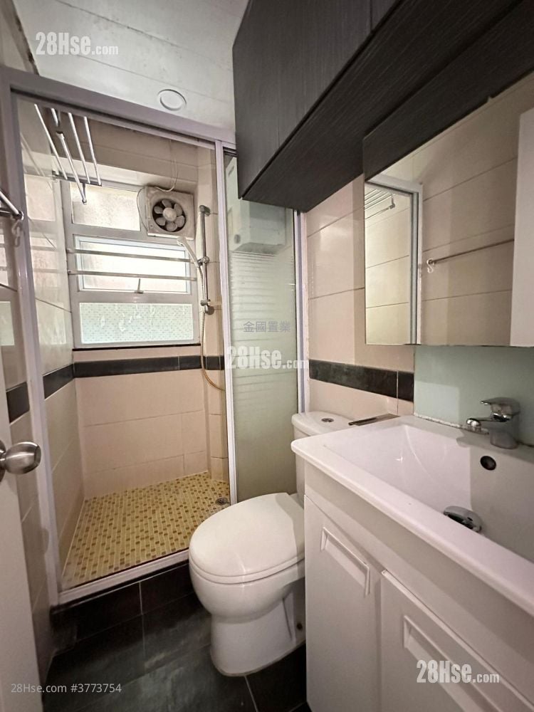 黄达荣大厦 售盘 3 房 , 1 浴室 566 平方尺